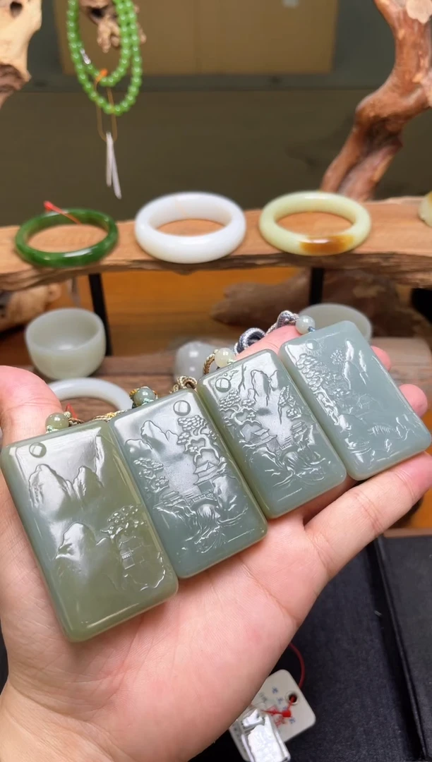 吊坠(不含链)未镶嵌和田玉吐拉牧场 山水牌 多样性发一