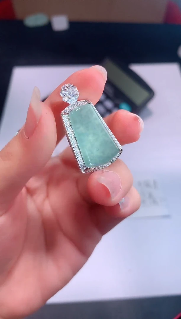 颈饰未镶嵌翡翠0芹0翡翠珠宝728