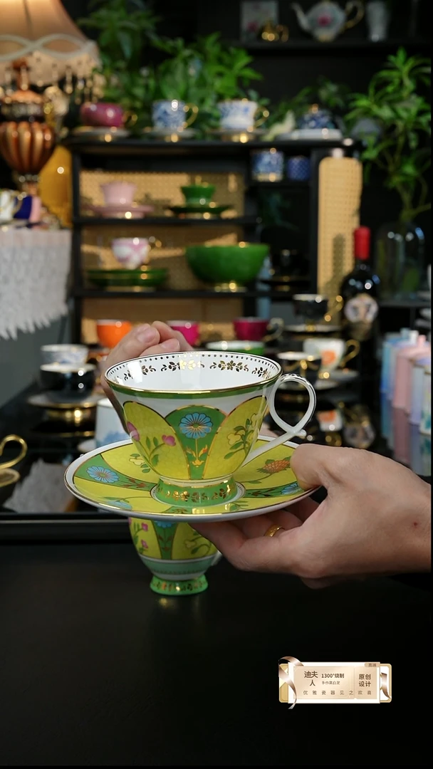 瑰宝大丽花黄色咖啡杯，，，