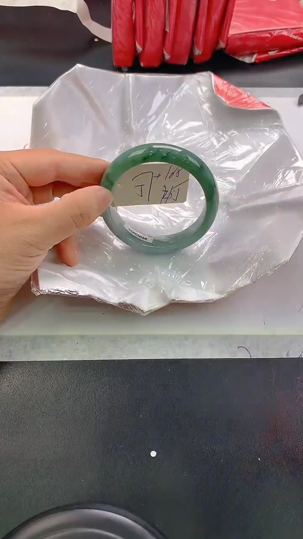未镶嵌手镯翡翠165