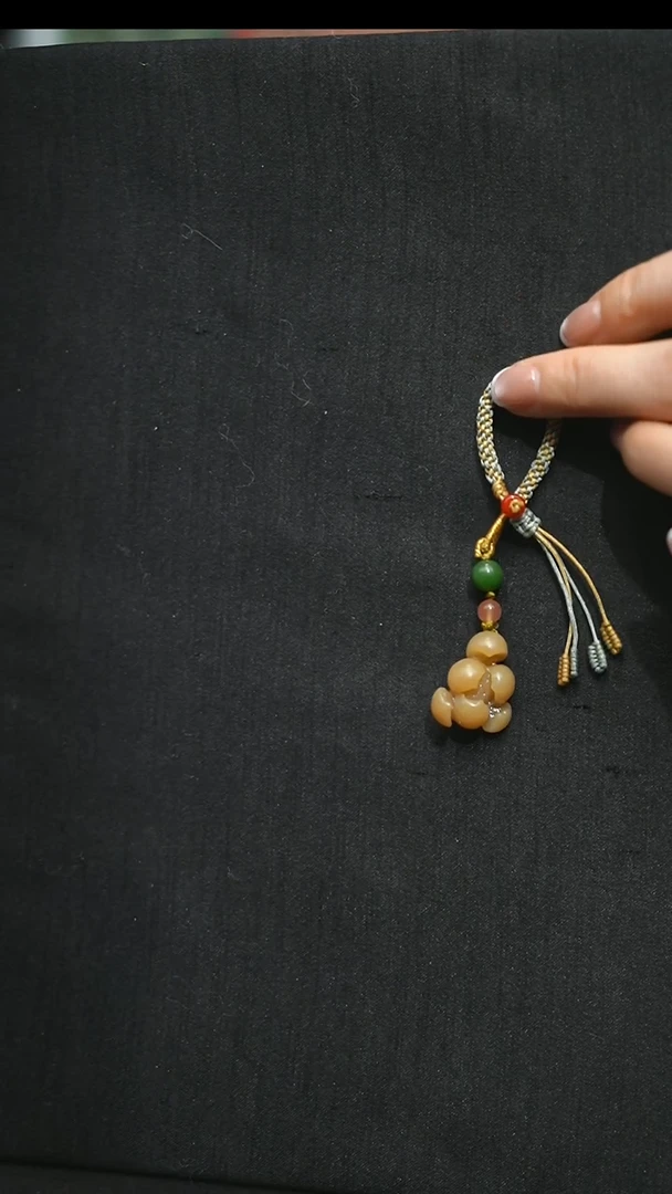 颈饰未镶嵌和田玉木**娃颈饰 未镶嵌 和田玉 木*娃