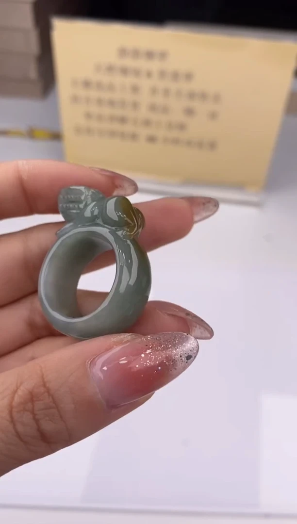 【闪购商品】翡翠吊坠(赠链)未镶嵌27378/静静聊翠