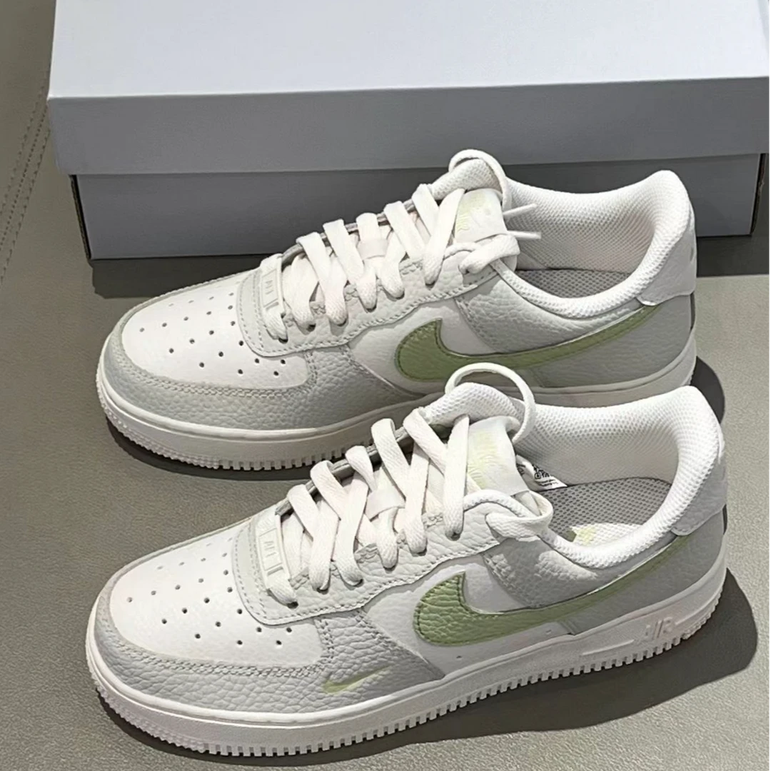 NIKE耐克 Air Force 1 女款低帮白绿休闲百搭运动板鞋官方正品