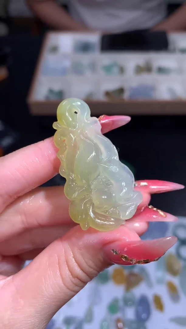 未镶嵌定制翡翠九尾狐