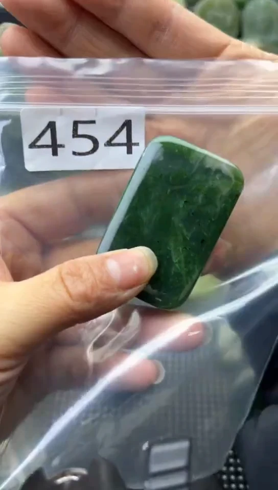未镶嵌和田玉珠宝半成品牌子