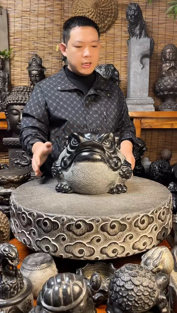 石材30金蟾天然青石雕刻