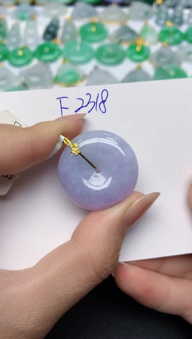 颈饰18K金镶嵌翡翠 天然缅甸A货翡翠百元以上9元证书费自理