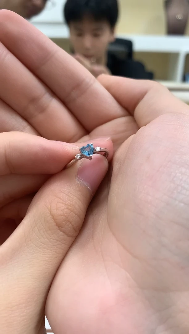 托帕石戒指银S925镶嵌........