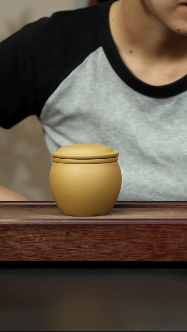 紫砂茶壶黄金段 水缸醒茶罐