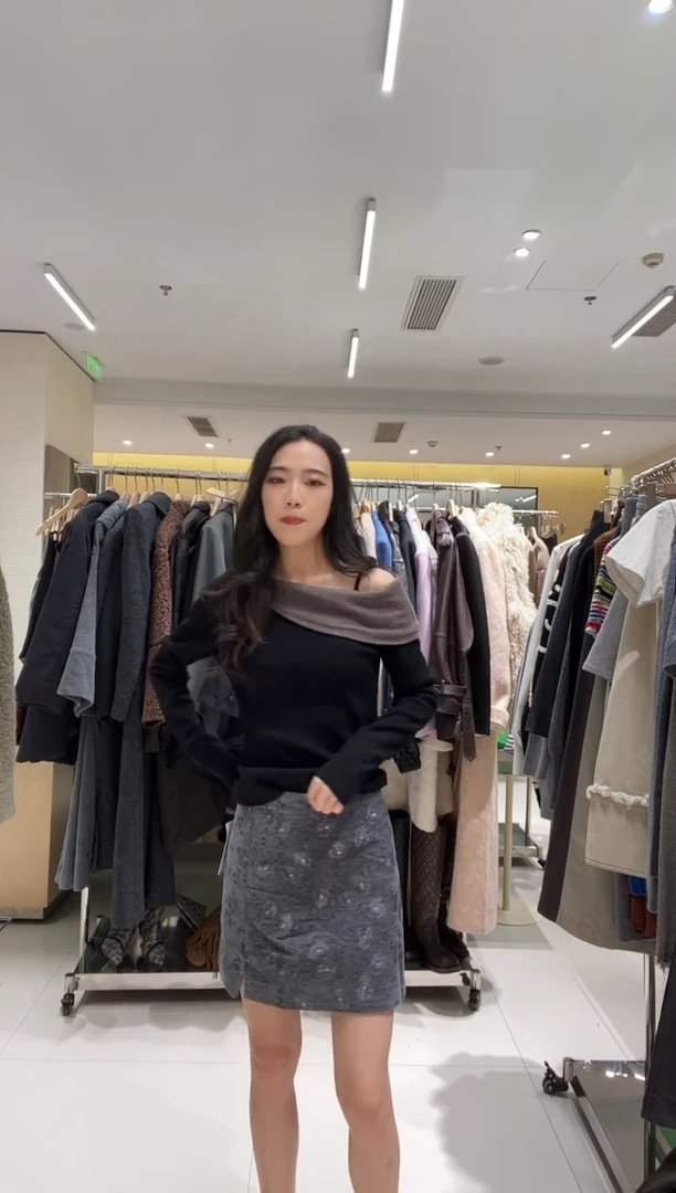 以十七 香雾逢花腰裙 M