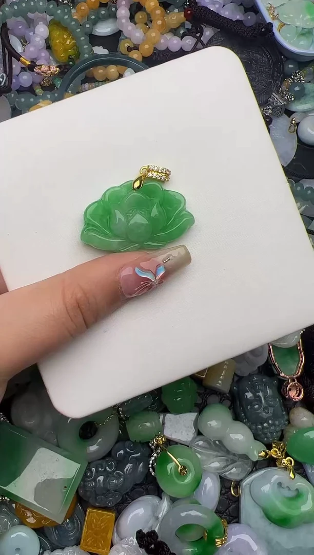 翡翠未镶嵌颈饰天然缅甸翡翠吊坠