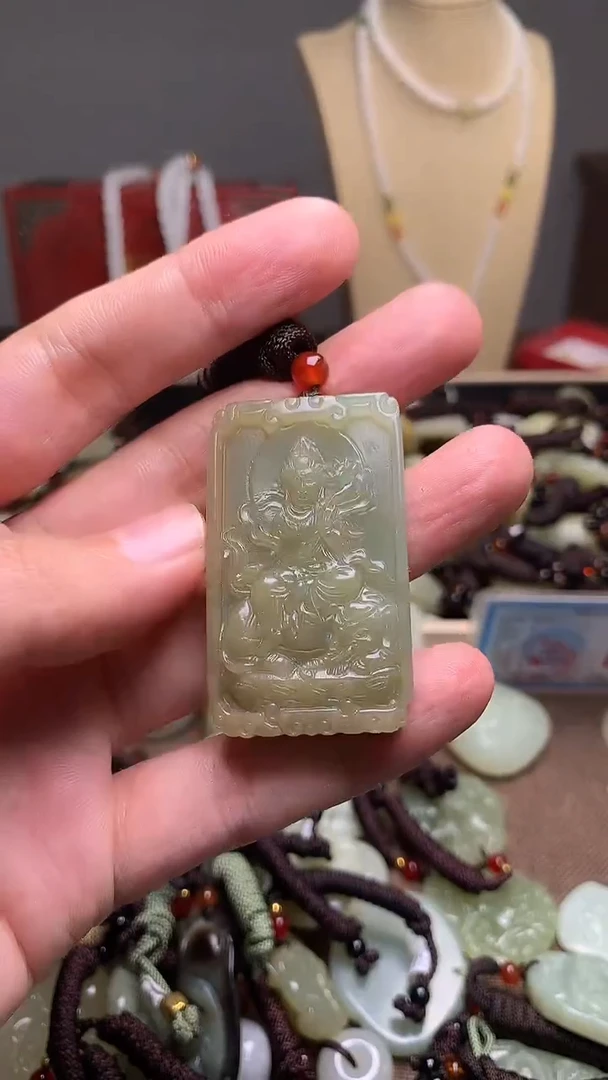 颈饰未镶嵌和田玉新疆料青海料清水和田玉吊坠