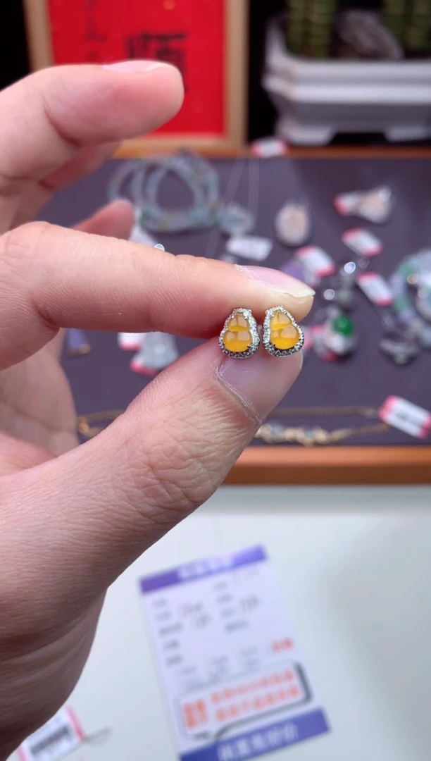 18K金镶嵌翡翠耳钉天然a货翡翠多样性发一件-耳钉