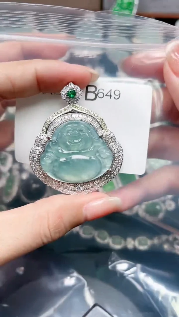 【闪购商品】翡翠颈饰未镶嵌649赠皮绳