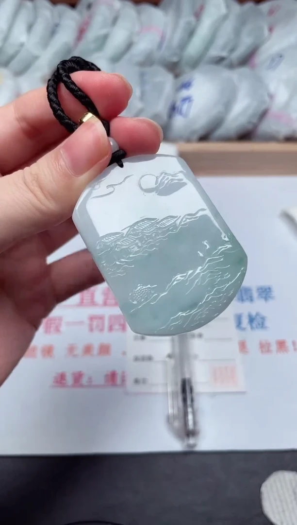 颈饰未镶嵌翡翠天然A货