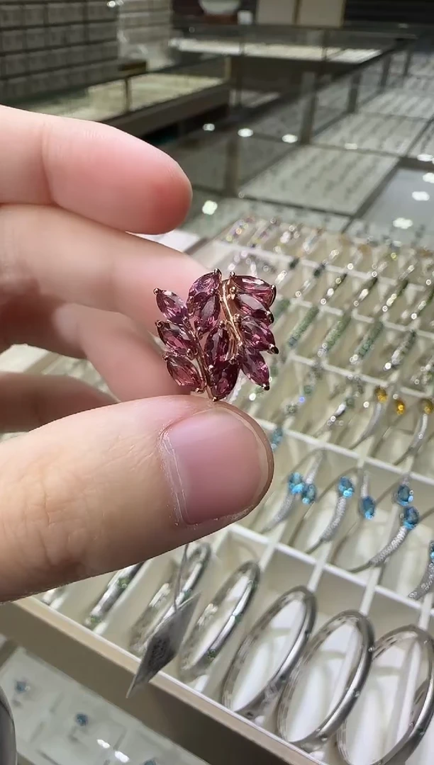 银S925镶嵌戒指石榴石麦穗 设计款