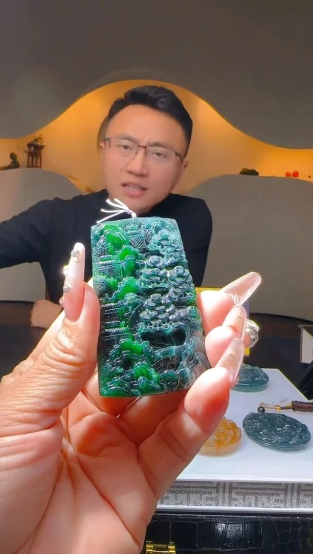 【闪购商品】定制翡翠未镶嵌Q03434翡翠毛货