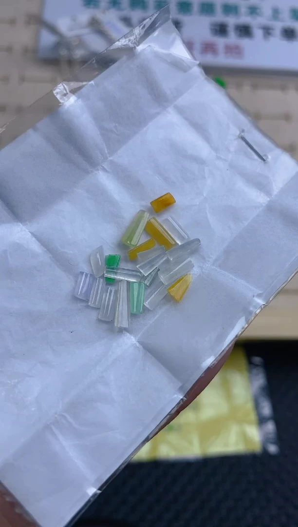 定制翡翠未镶嵌天然翡翠蛋面79