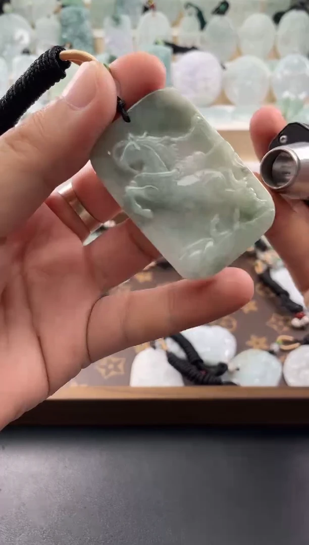 颈饰未镶嵌翡翠....10/3/.53