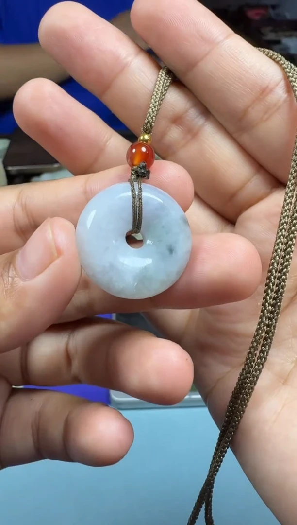 和田玉未镶嵌颈饰1