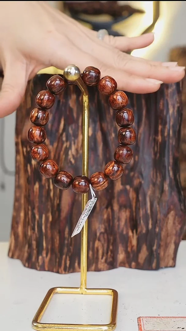 降真香海南红降花梨公1.2高货黄油芝麻点老型单圈