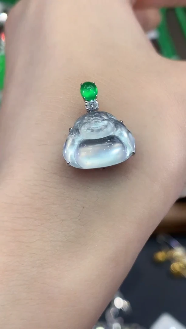 吊坠(不含链)18K金镶嵌翡翠C134