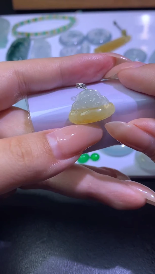 颈饰未镶嵌翡翠净货