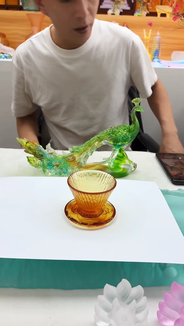 手工艺品琉璃琥珀色莲花杯碟加杯子两件套