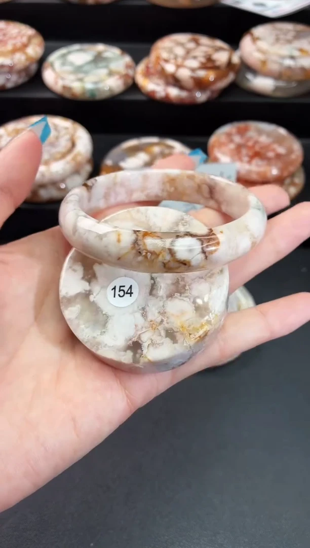 手镯玛瑙/玉髓未镶嵌石英质玉57圈56/57带(赠送镯心)