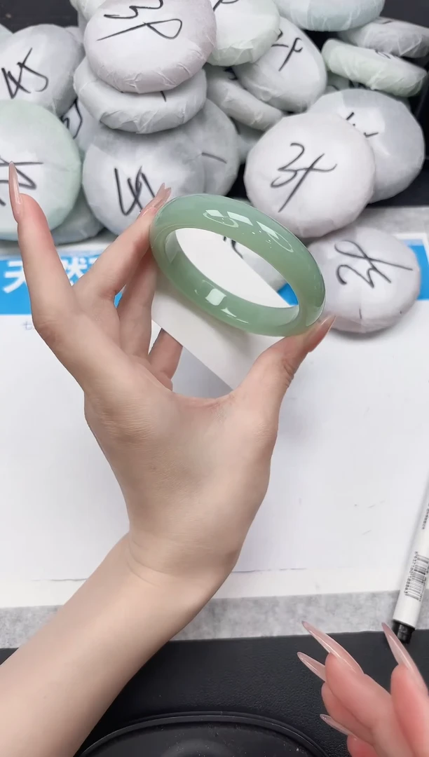 女款工艺手镯69-60.4