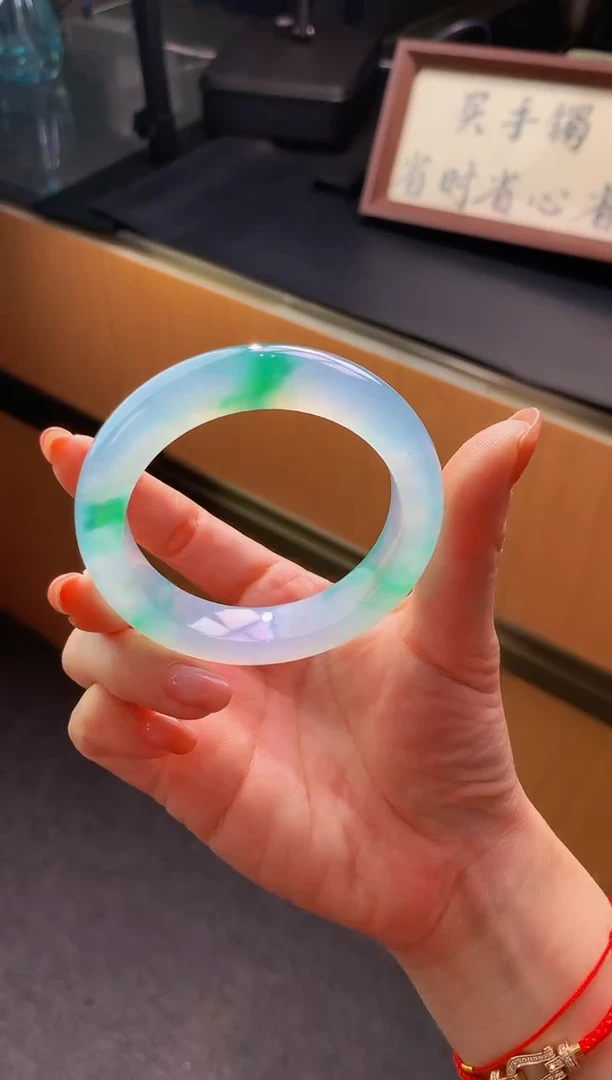 未镶嵌手镯翡翠-C13 圈口 55.2全款116万 定金2万