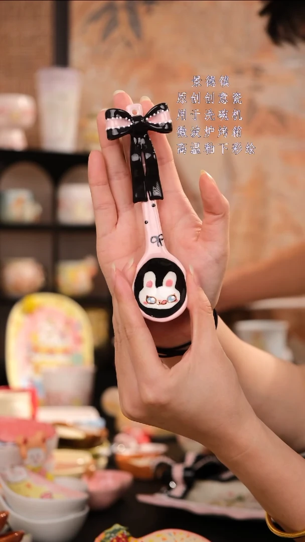 摆件景德镇手工手绘设计师款