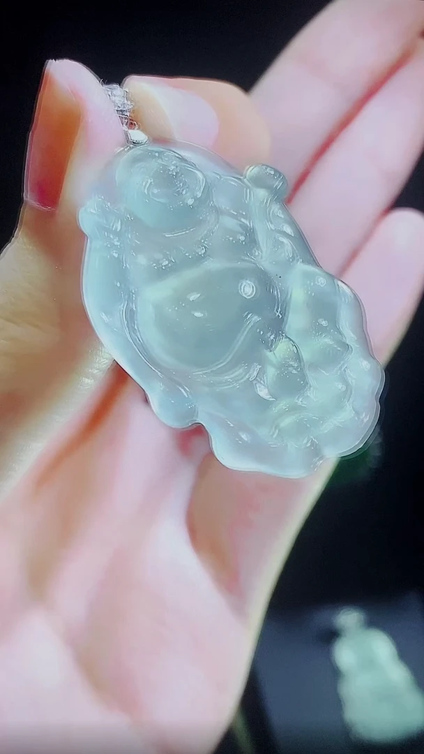 颈饰未镶嵌翡翠佛公