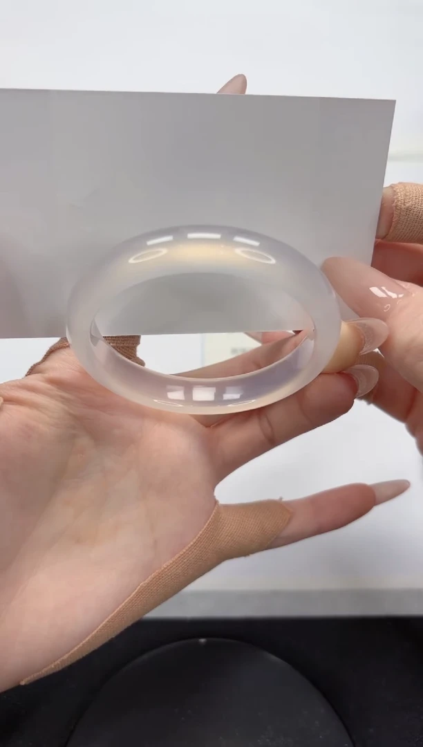 【闪购商品】石英质玉手镯未镶嵌A62-54.1