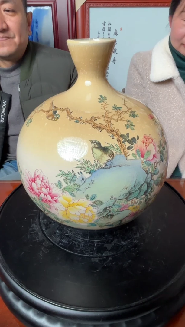 【闪购商品】瓶A30【人间瓷画】《操华英》