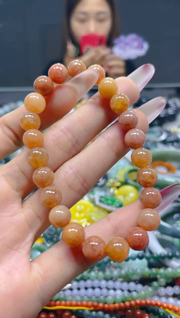 颈饰未镶嵌翡翠8MM/H/翡翠A货,一件也是批发价
