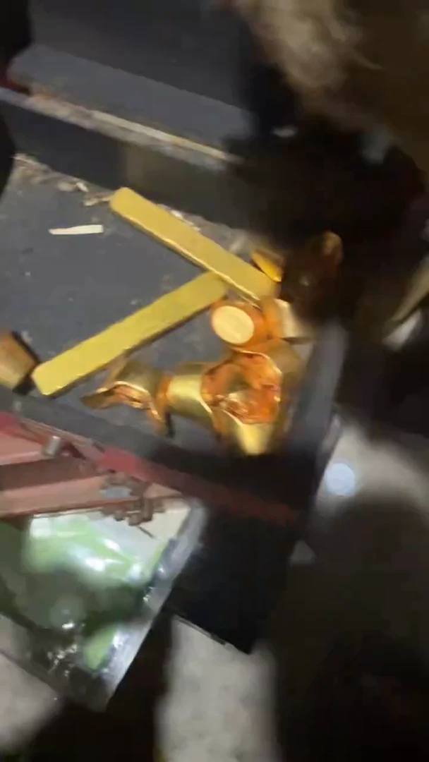 木闪电购链接精品摆件清158