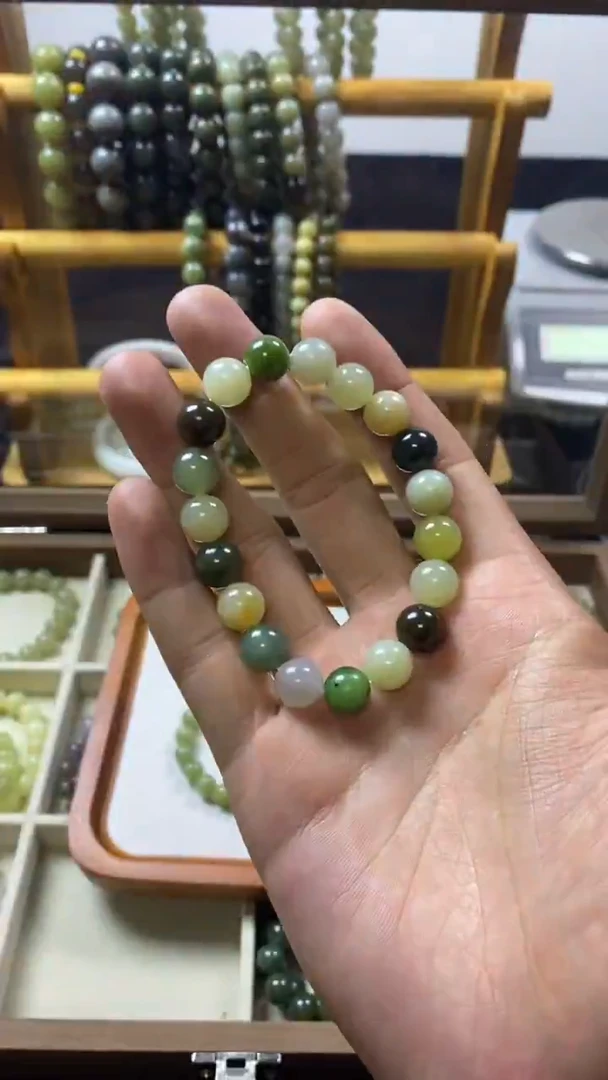 未镶嵌手串和田玉主播推荐！！