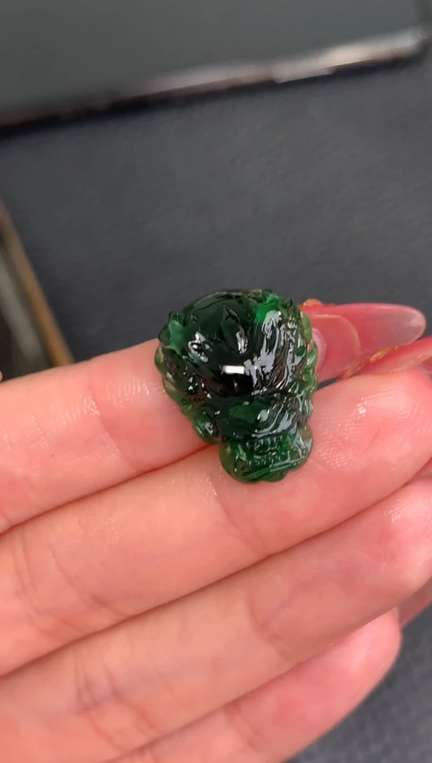 未镶嵌定制翡翠龙头