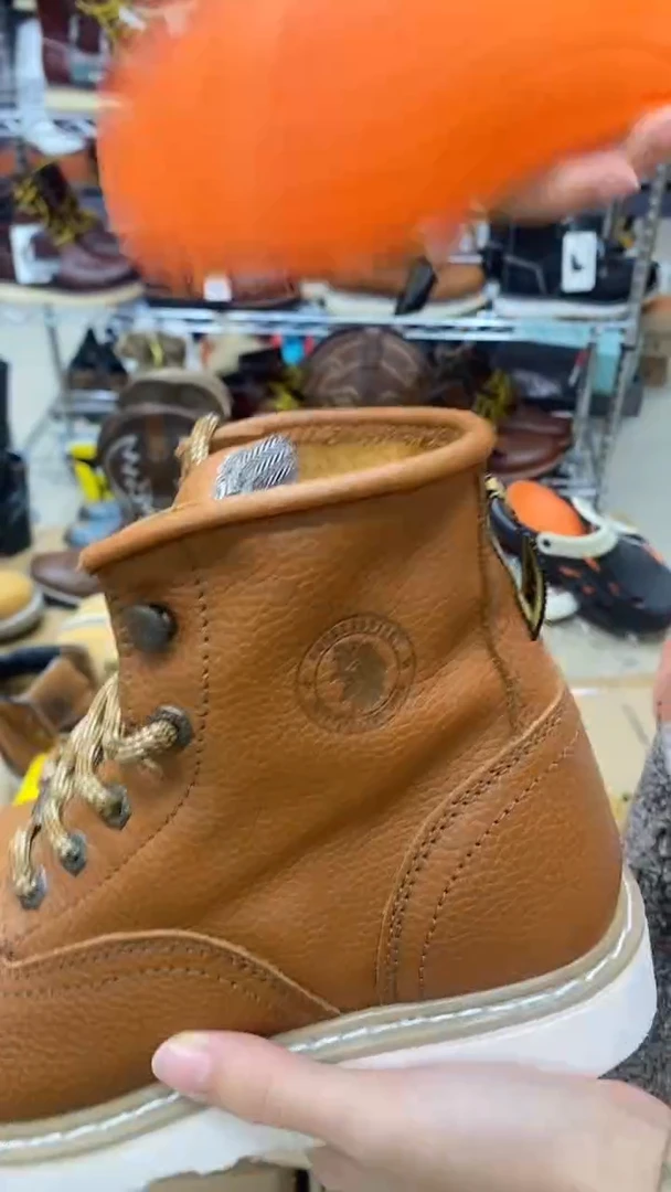 牛皮44码，V615，皮鞋码，工装靴默认瑕疵