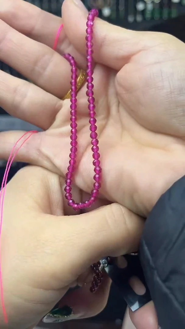 未镶嵌翡翠耳饰前**要前情提要