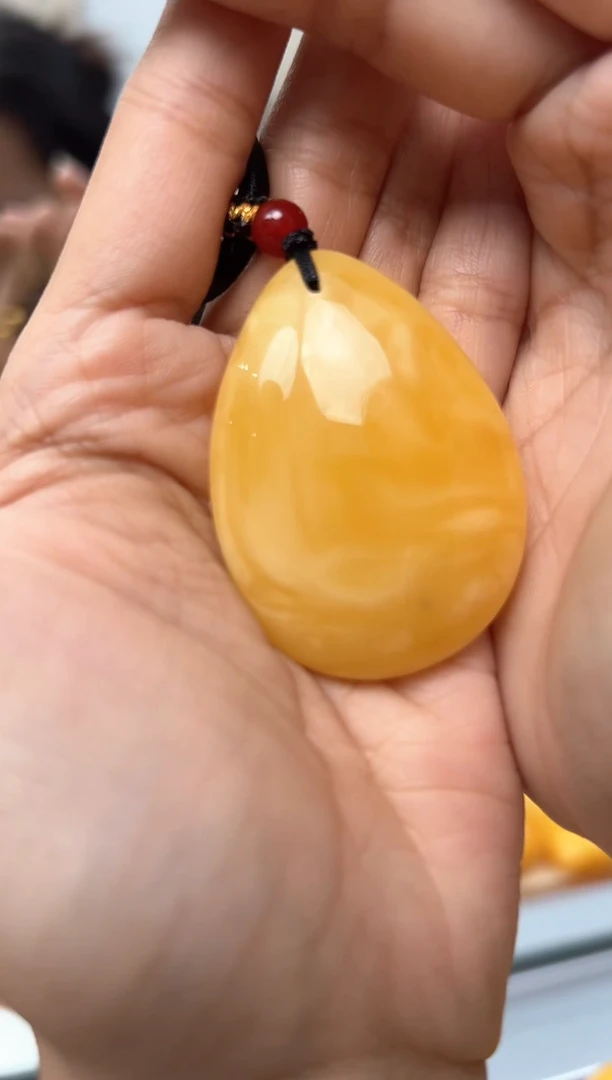 【闪购商品】琥珀裸石未镶嵌天然琥珀蜜蜡水滴