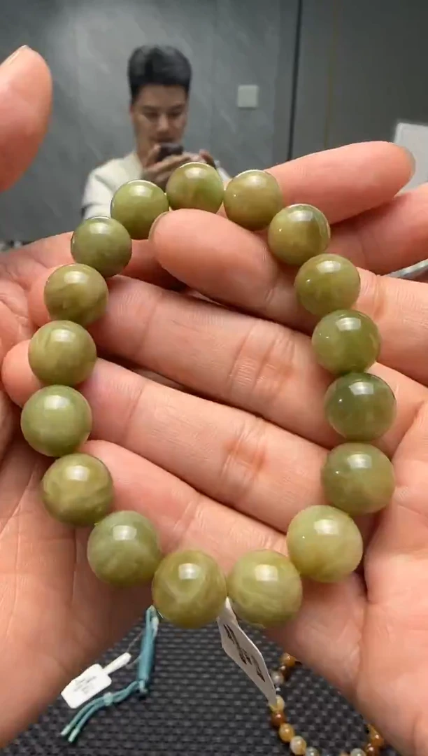 未镶嵌手串和田玉黑羊洞碧玉手串卡12