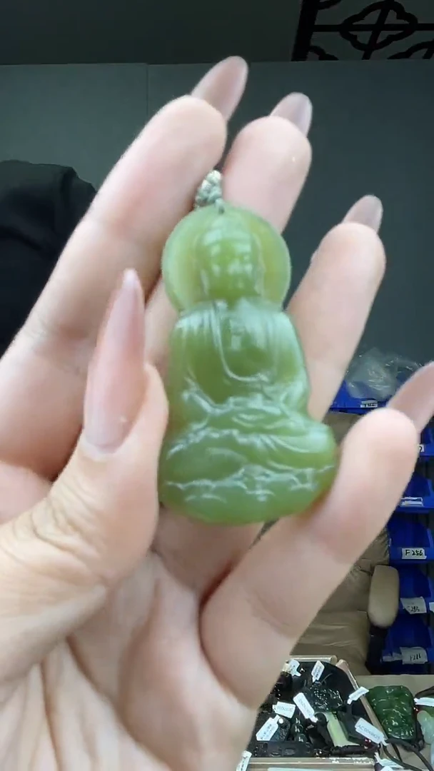 颈饰未镶嵌和田玉拍一发一，多样性发货！