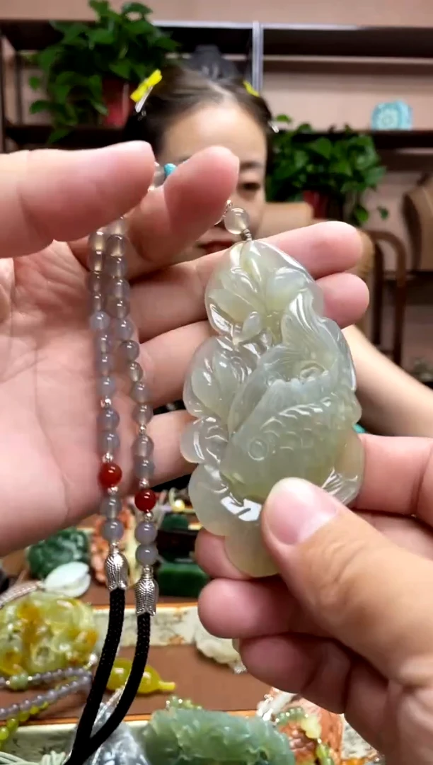 未镶嵌岫玉吊坠·