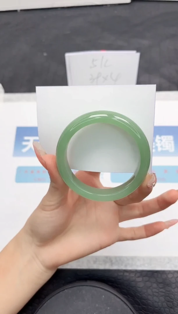 【闪购商品】石英质玉手镯未镶嵌A123-54.5