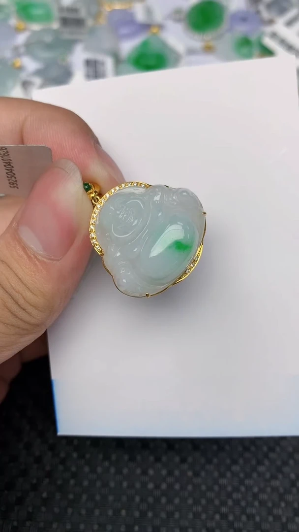 翡翠18K金镶嵌颈饰天然翡翠a货