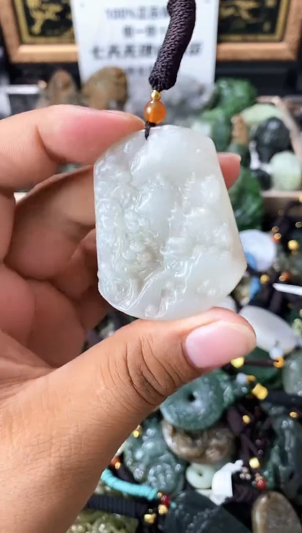 颈饰未镶嵌和田玉1
