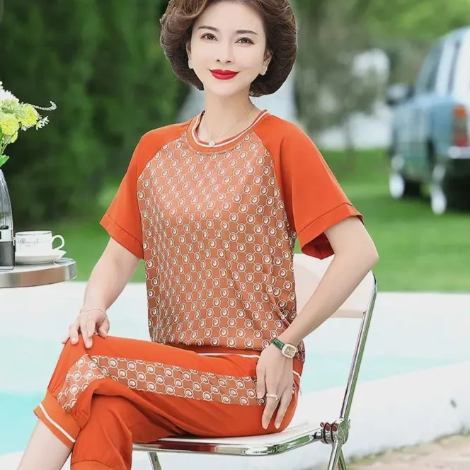 C143中年妈妈夏装休闲运动服套装洋气新款中老年女夏季短袖两件套