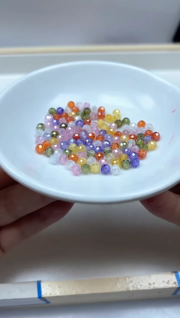 散珠天然锆石未镶嵌B2073 彩锆石切面6mm10个9.9元